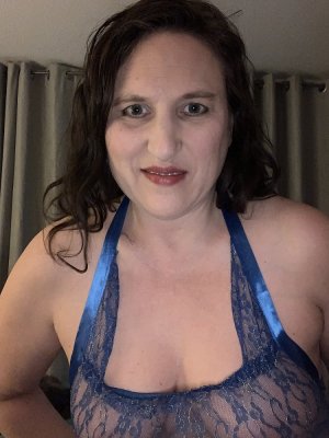 Elorie outcall escorts in Belmont